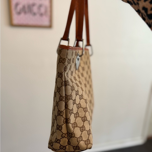 Gucci Tan and Brown Signature Tote - Picture 3 of 11